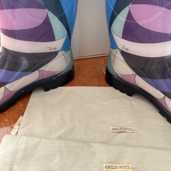 Authentic Emilio Pucci studs excellent condition rain boots - Picture 2 of 10